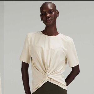 Lululemon Crescent T-Shirt *Spark